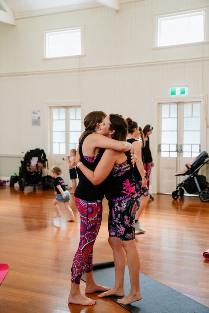 Kangatraining mum's hugging